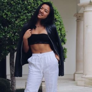 Meet your Posher, Julia